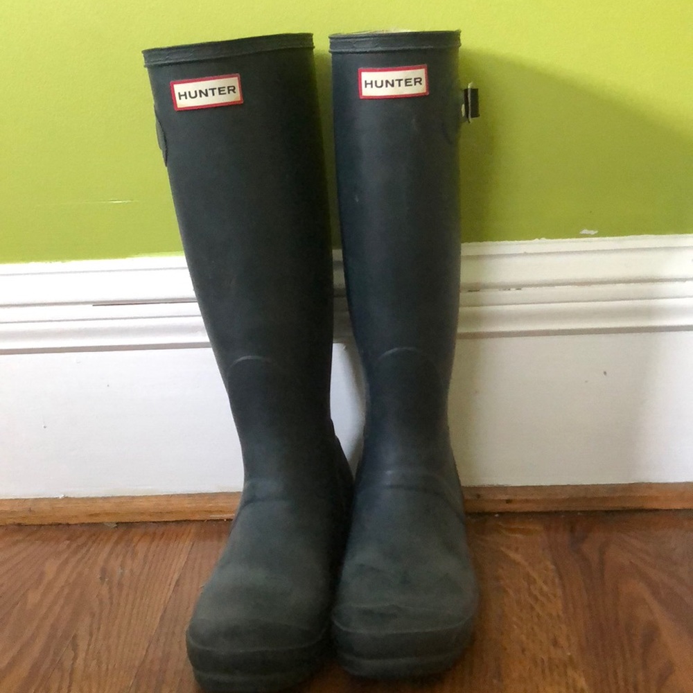 Hunter navy boots